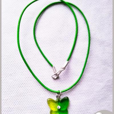 COLLIER ENFANT PAPILLON