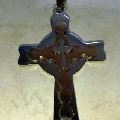 PENDENTIF CROIX ACIER INOXYDABLE