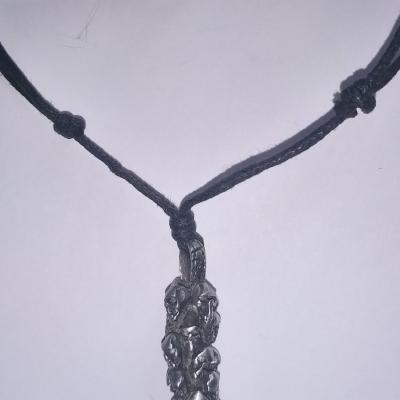 COLLIER TETE DE MORT ETAIN