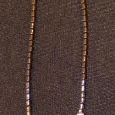 COLLIER HEMATITE