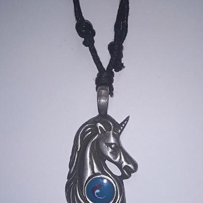 COLLIER LICORNE ETAIN